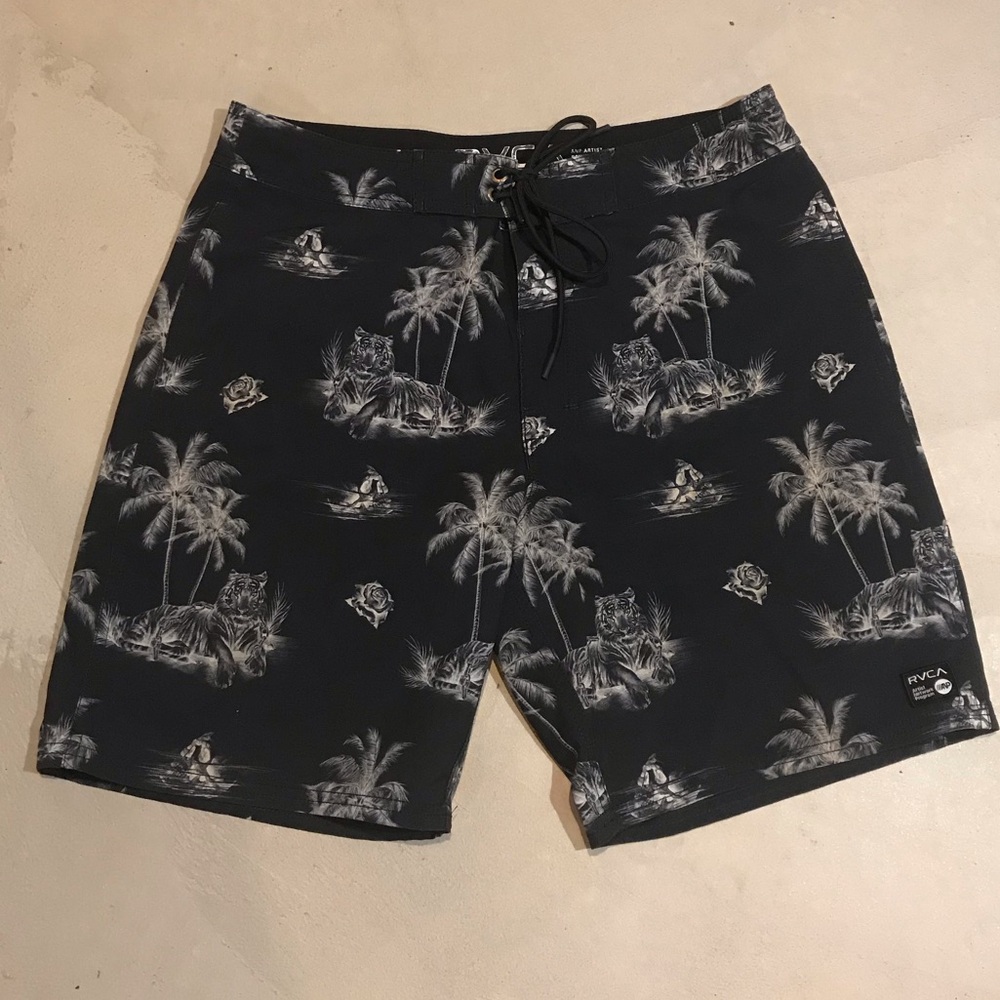 RVCA Black Palm Print Men's Boardshorts